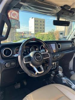 جیپ رانگلەر